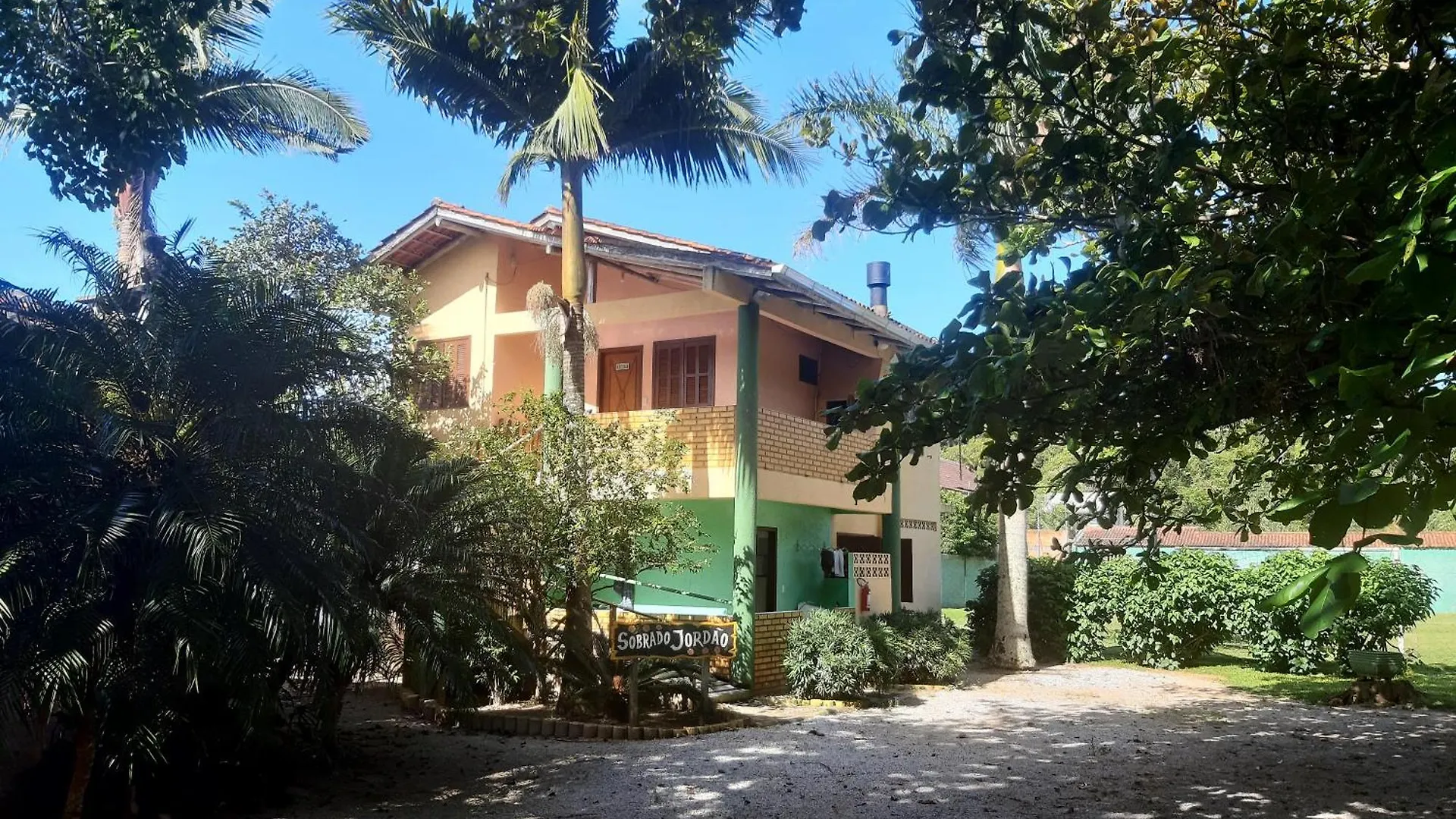 ** Fogadó Pousada Chacara Rio Jordao Florianópolis Brazília